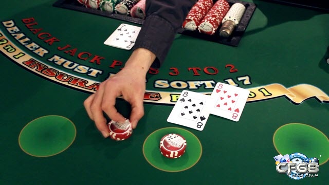 Bí quyết chơi blackjack áp dụng chiến thuật cho soft hands và split pairs cần nắm chắc